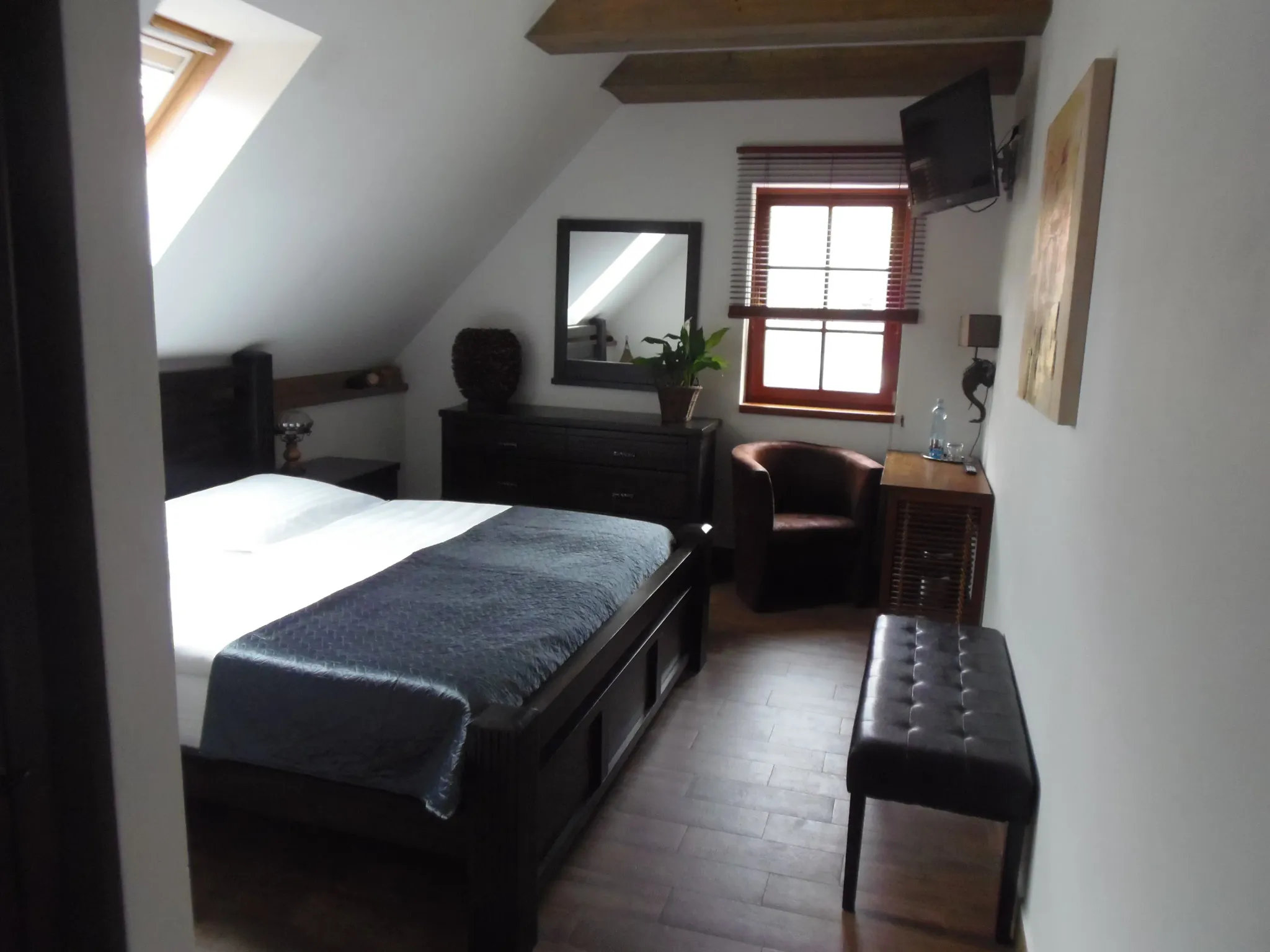 Room Photo