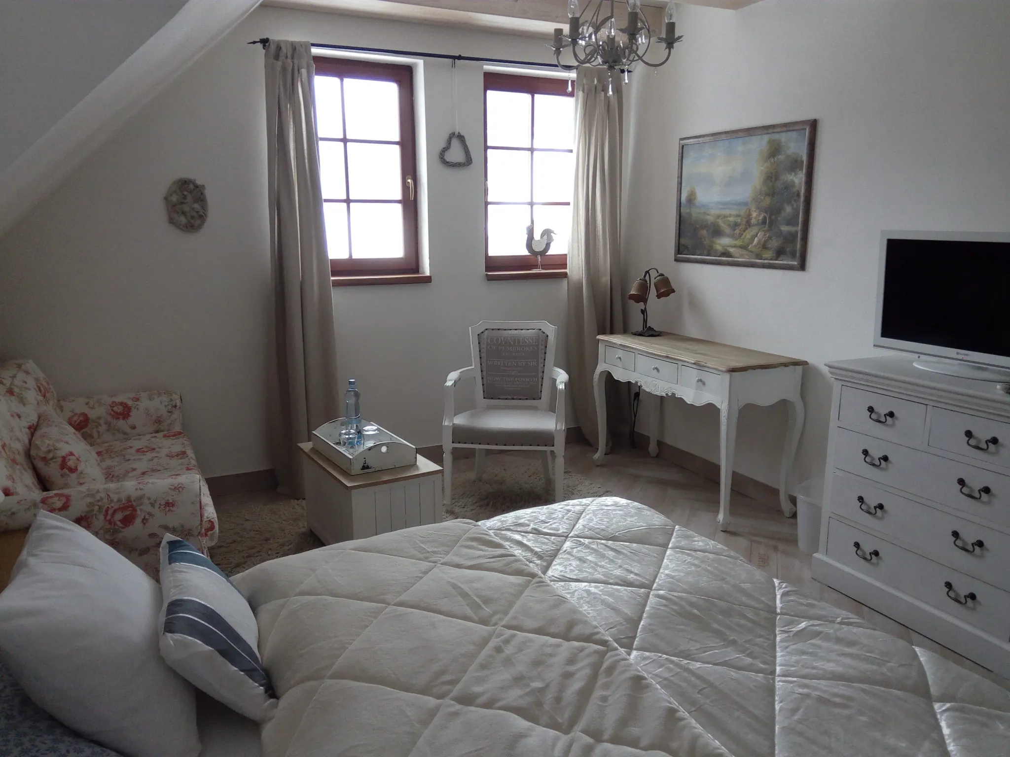 Room Photo