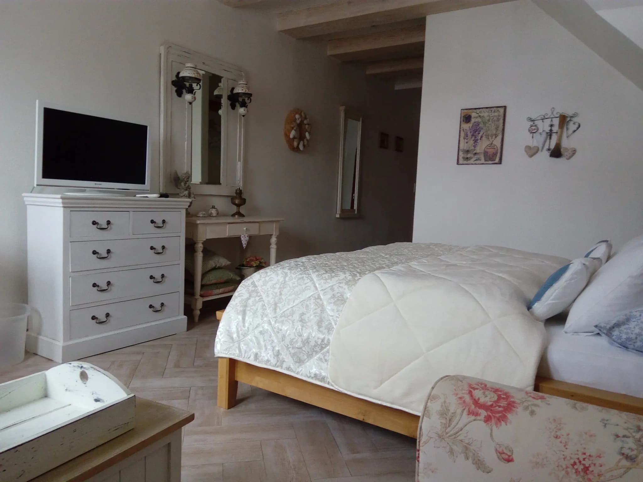 Room Photo